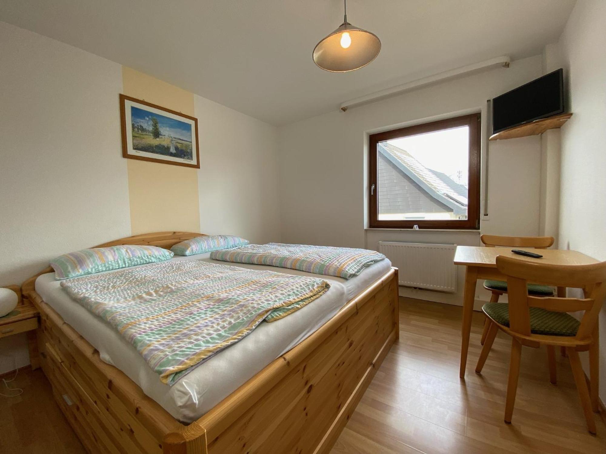 Guest house Adler Owingen
